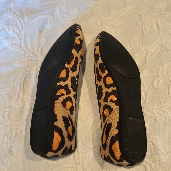 Rothy’s - Picture 2 of 4